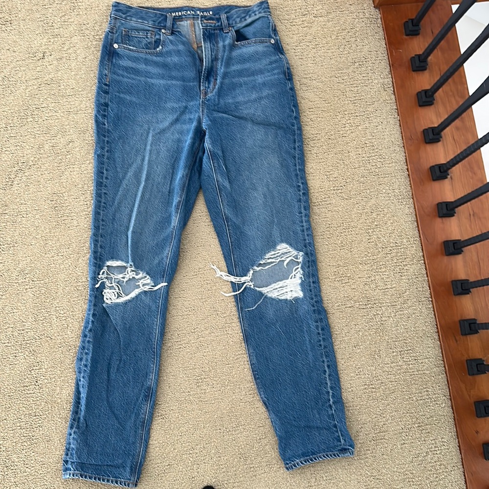 American Eagle mom jeans